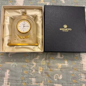 Mikimoto Alarm Clock